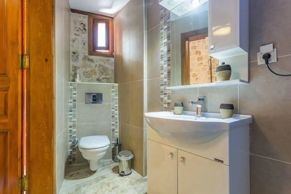 Ani Pansiyon Apart Αττάλεια 3*,