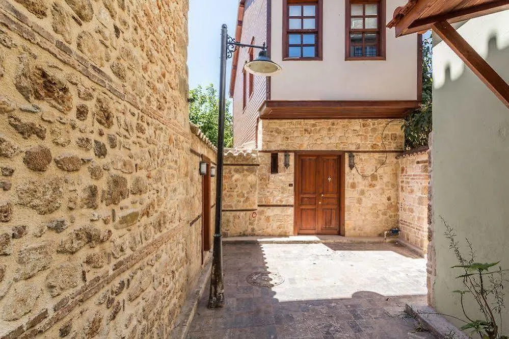 Ani Pansiyon Apart Αττάλεια